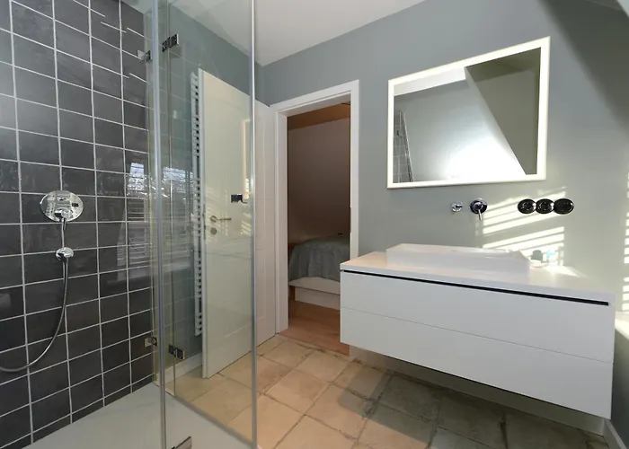 Kapteins Hueues Og Nieblum